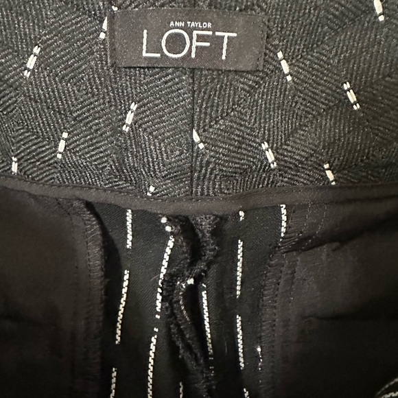 Ann Taylor LOFT Dress pants Size 10 Black - Picture 2 of 4